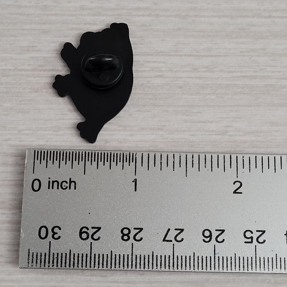 Fun Frog Enamel Pin - Picture 5 of 10